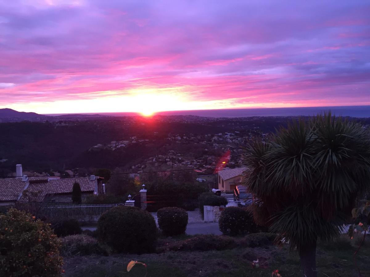 "Aux Balcons Du Riou" Avec Vue Mer 180 Degres Vence Dış mekan fotoğraf